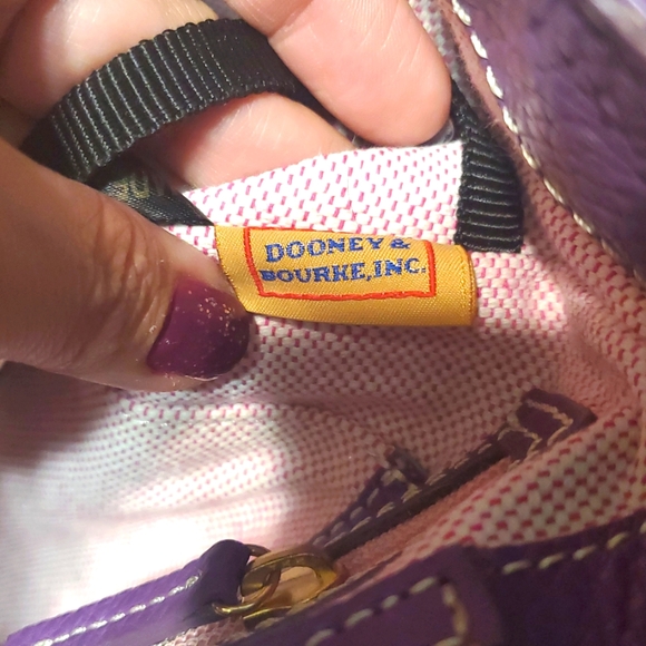 RARE Dooney & Bourke Purple Pebble Leather Janine Medium tote๐๐ - Picture 17 of 17